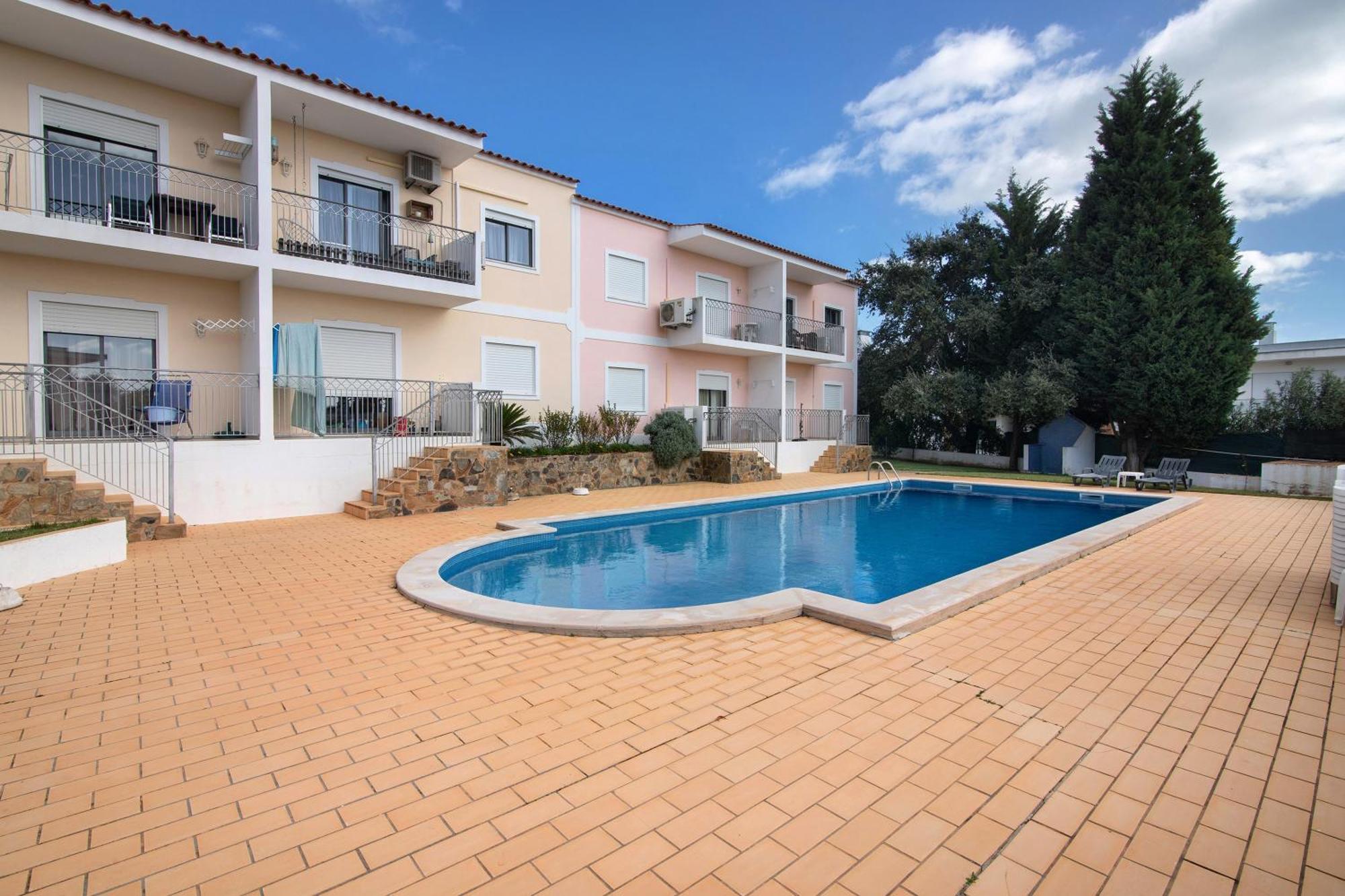 T1 Apartamentos Vista Alegre Αλμπουφέιρα Εξωτερικό φωτογραφία